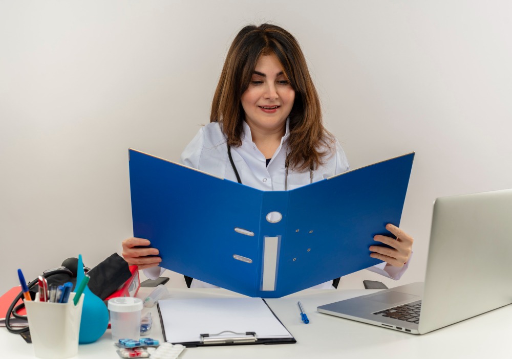 If you’re aiming for the UK as an international doctor, you’ve probably heard two acronyms thrown around constantly: PLAB and UKMLA.One sounds familiar and slightly terrifying.
The other sounds new, mysterious, and possibly even more terrifying.