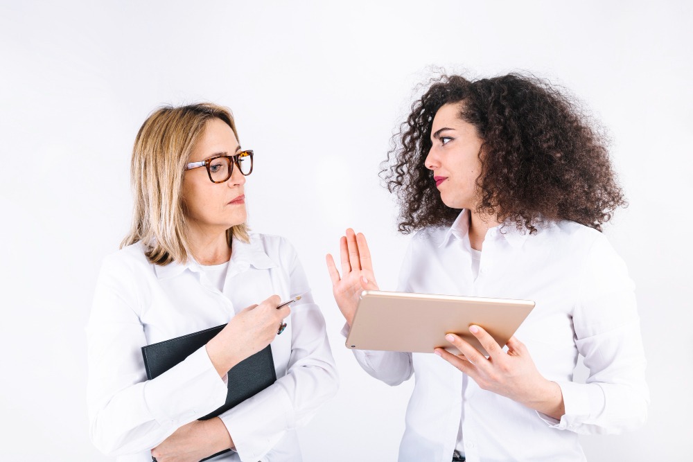 If you’re aiming for the UK as an international doctor, you’ve probably heard two acronyms thrown around constantly: PLAB and UKMLA.One sounds familiar and slightly terrifying.
The other sounds new, mysterious, and possibly even more terrifying.
